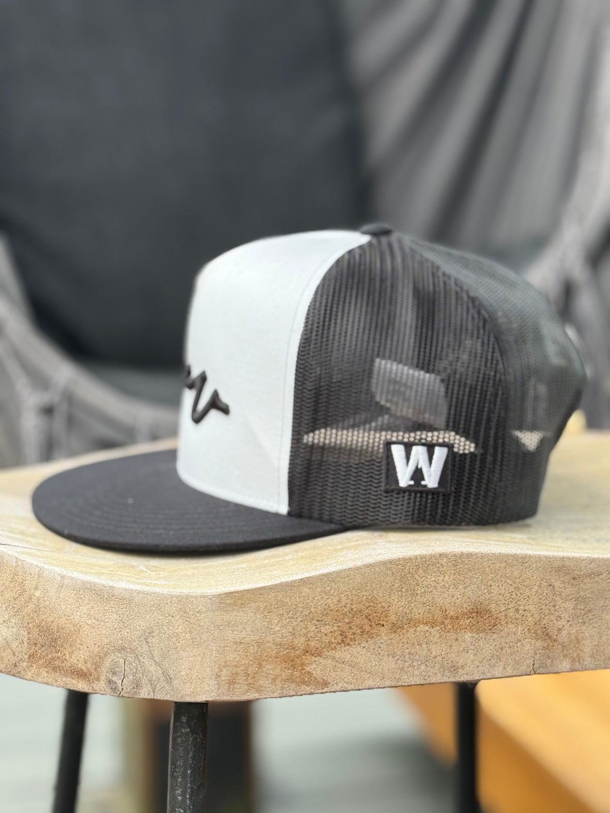 White / Black Sketchy W Trucker
