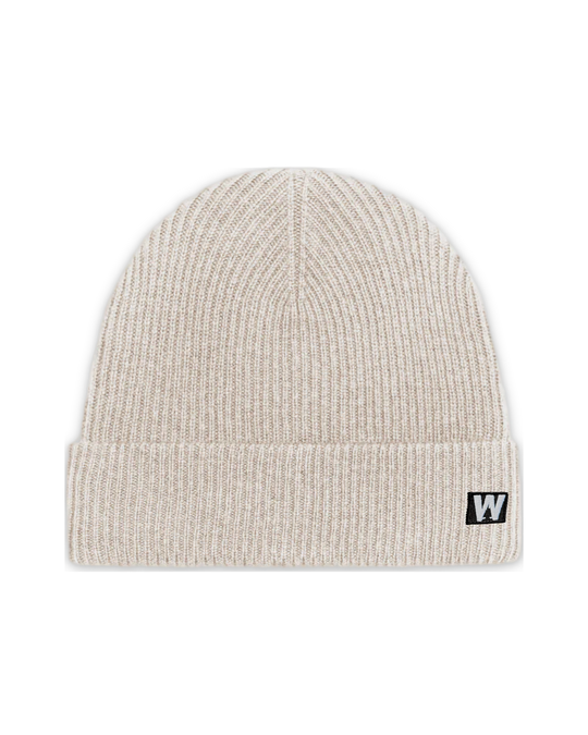 cashmere-sketchy-badge-beanie — float