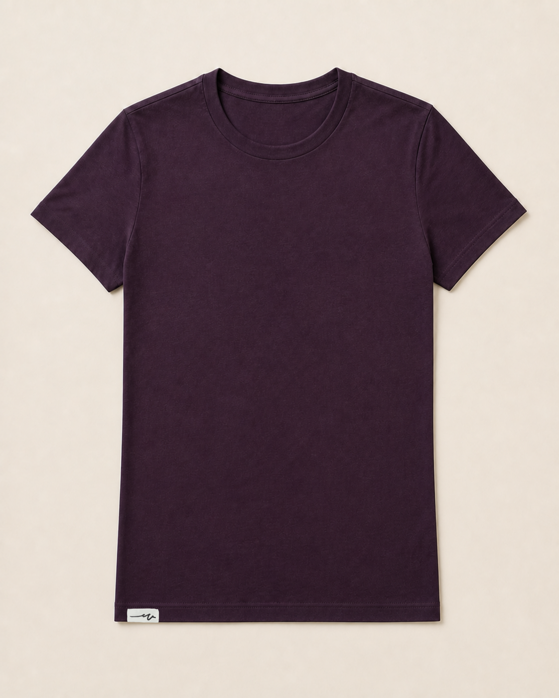 Fitted tee silhouette